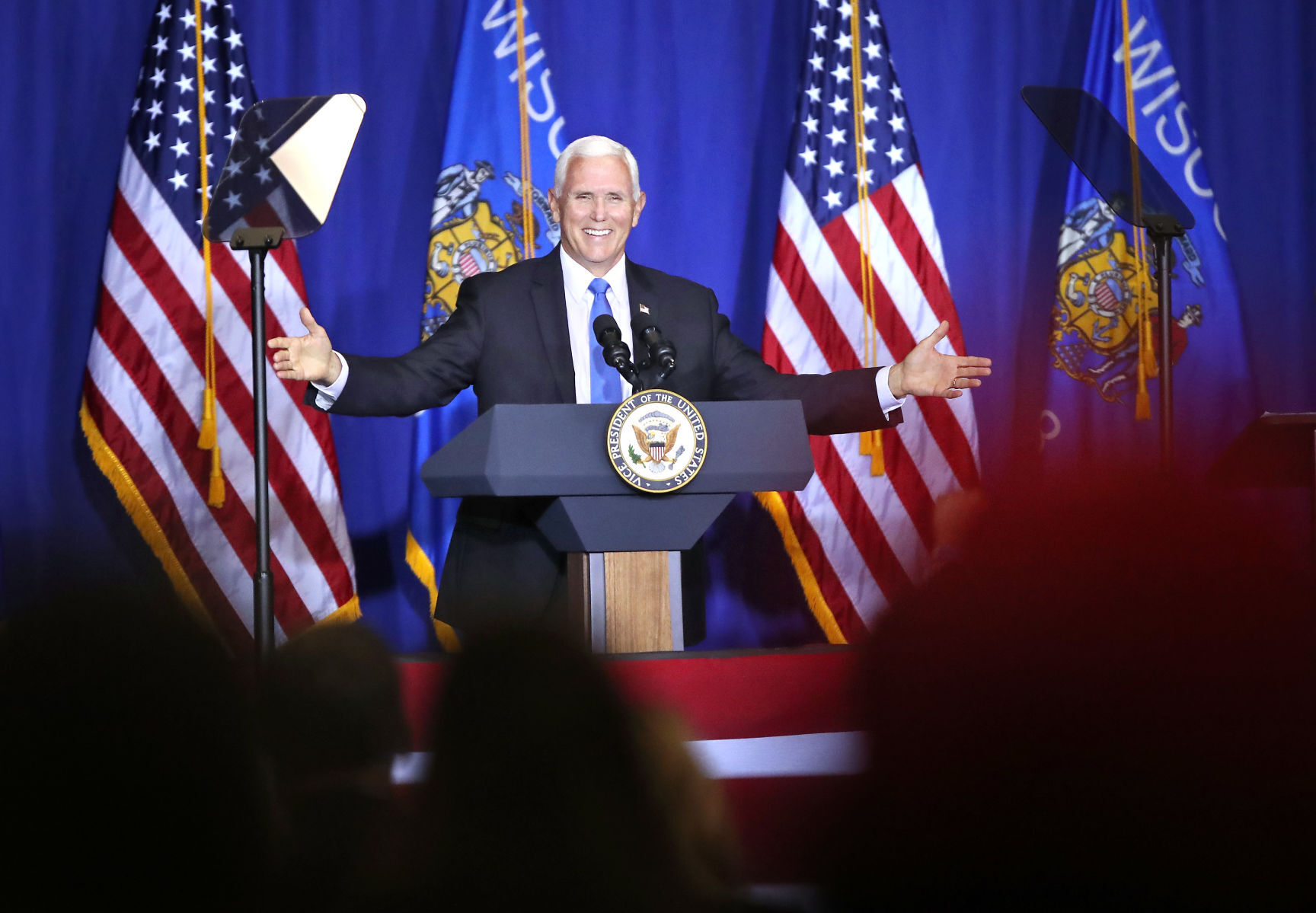 JVG_200915_PENCE06